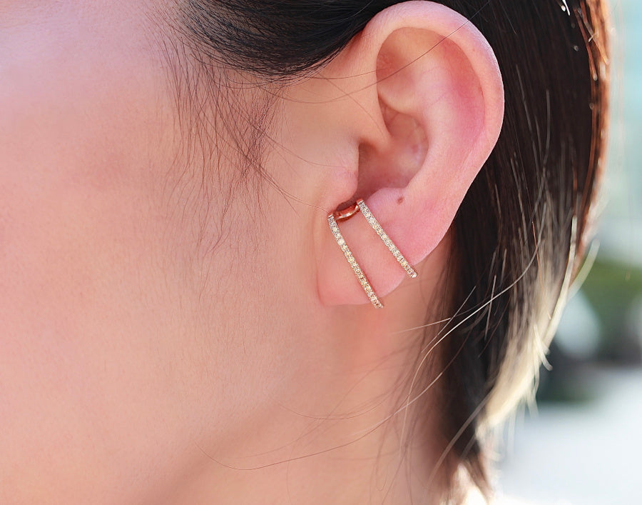 イリーシージュエリー Ery,C Jewelry erycjewelry eryc イリーシー ダイヤモンド  記念日ジュエリー ラウンド ブリリアントカット 誕生日プレゼント ラウンドシェイプ  金 18K 0.1ct 0.1カラット ご褒美ジュエリー ジュエリーコーデ クリスマスプレゼント 天然石 パヴェ 彫留 宝石 ベージュ シャンパン カラー ピンクゴールド ピアス ベージュカラー 大人 アクセサリー ファッション 片耳 アシメピアス アシンメトリー   ブランド コレクションhigh jewelry rings gold jewelry diamond 財産 アート 投資 art round brilliant cut beige collection champagne color pink earring earrings asymmetrical サークルピアス circle ストレートピアス straight トライアングルピアス traiangle イヤーカフ cuff